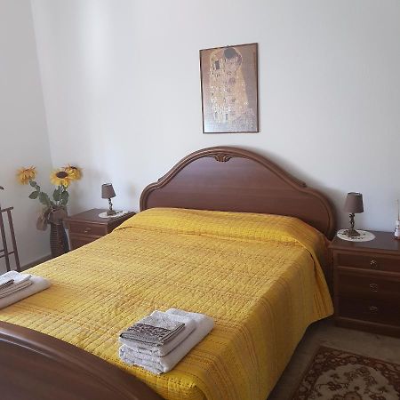 B&B Da Natallia Ronco all'Adige Luaran gambar