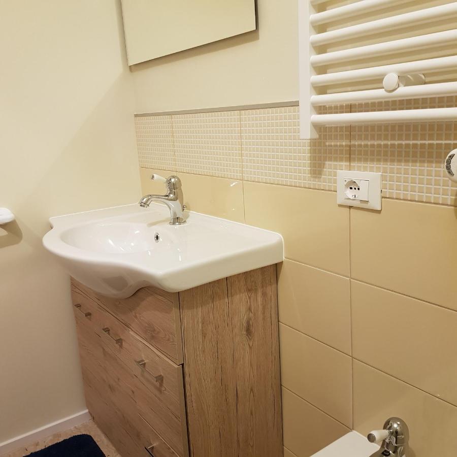 B&B Da Natallia Ronco all'Adige Luaran gambar