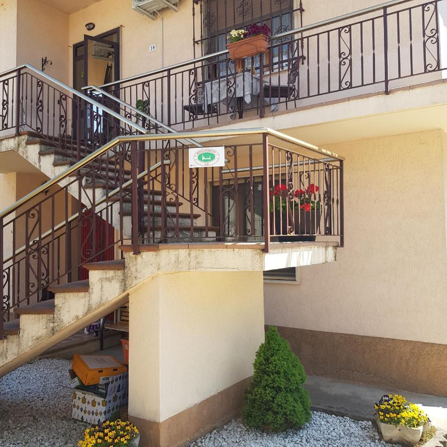 B&B Da Natallia Ronco all'Adige Luaran gambar