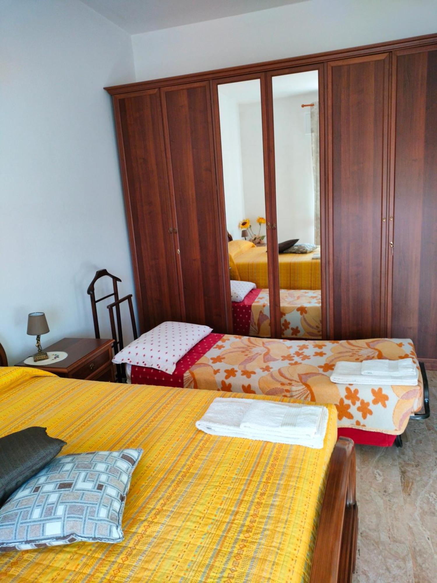 B&B Da Natallia Ronco all'Adige Luaran gambar